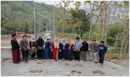 Bersih Desa Ngares yang Ke-117 Tahun 2021 Bersama Mahasiswa Kukerta STKIP PGRI Trenggalek
